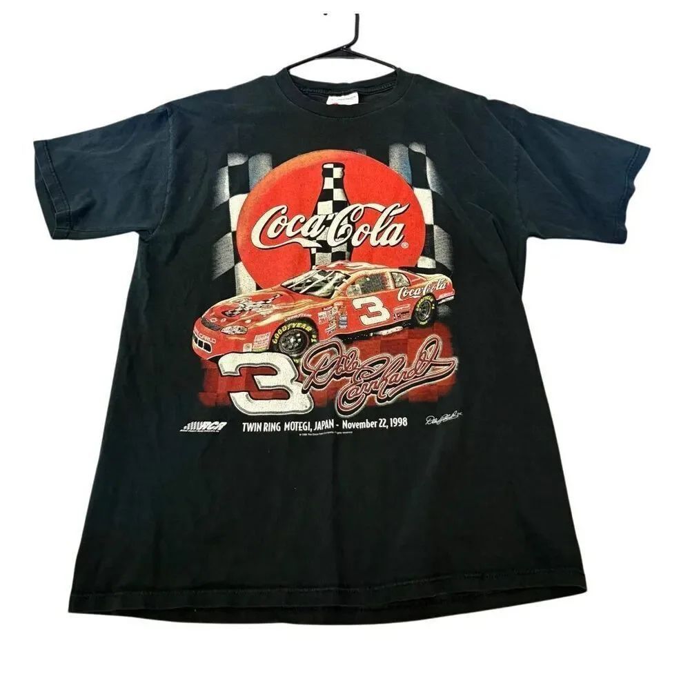 Vintage Coca Cola Graphic Tshirt